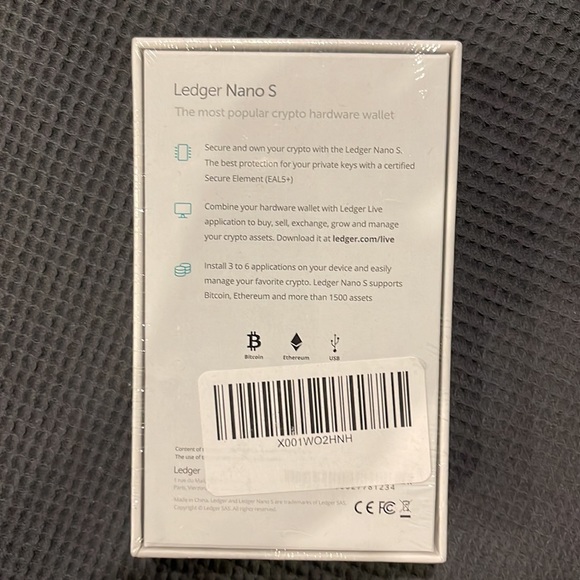 Cryptocurrency Ledger Nano S - Picture 2 of 2